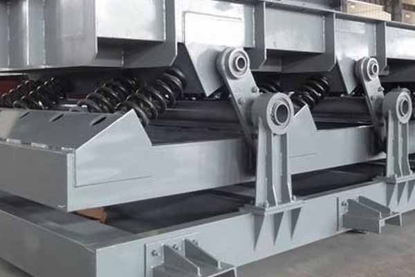 單質(zhì)體振動輸送機的結(jié)構(gòu)及原理，太實用了